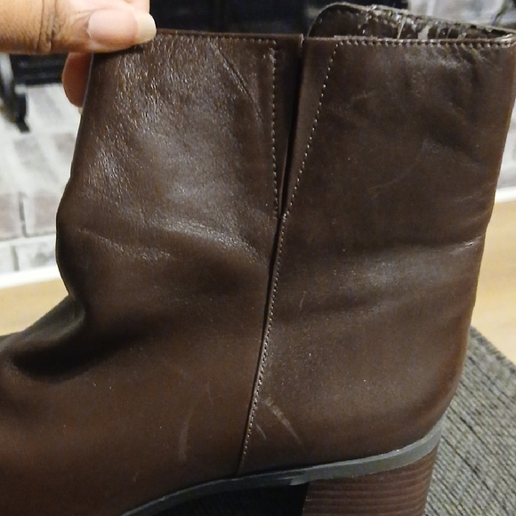 St. John's Bay Dark Brown Ankle Boots - Picture 9 of 10